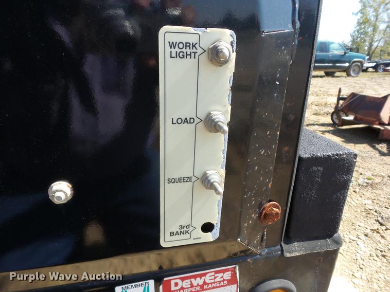 image for item AY9674 Dew Eze 485 flatbed