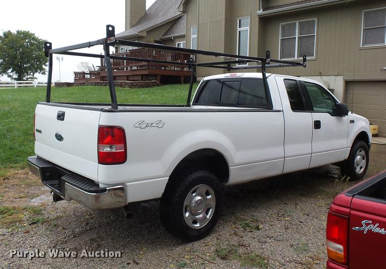 image for item DA0805 2005 Ford F150 SuperCab pickup truck