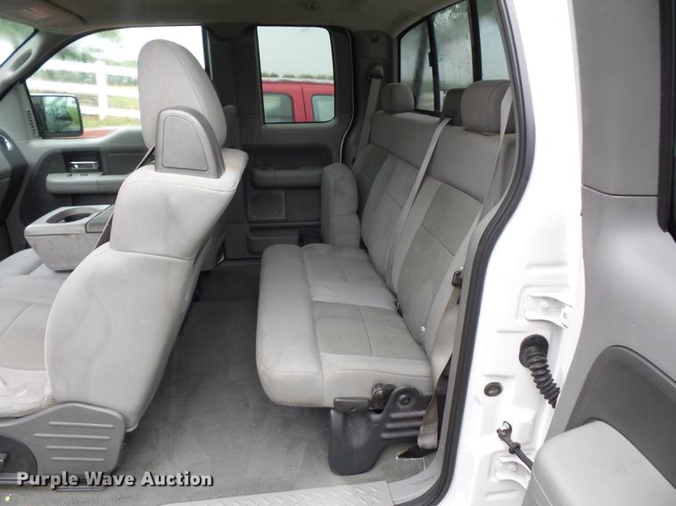 image for item DA0805 2005 Ford F150 SuperCab pickup truck