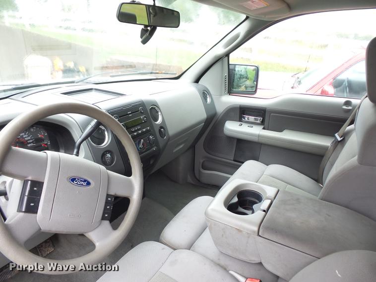 image for item DA0805 2005 Ford F150 SuperCab pickup truck