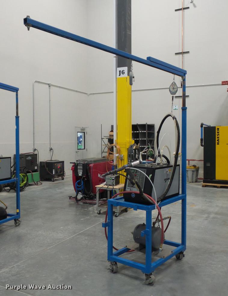 Gesipa 7000 automatic rivet machine in Kansas City, MO Item DA0810