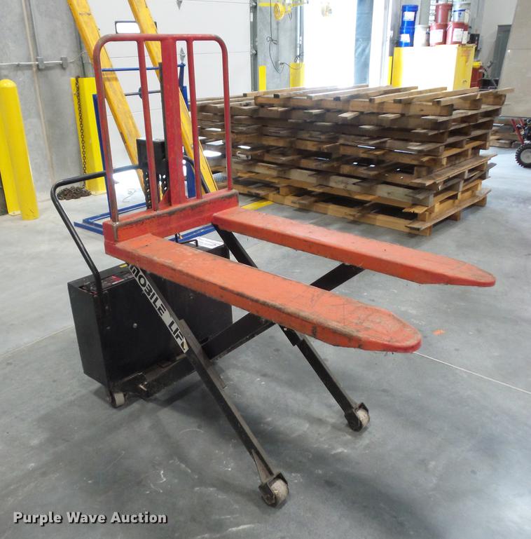 image for item DA0815 Mobile Pallet Truck BPS25 pallet jack