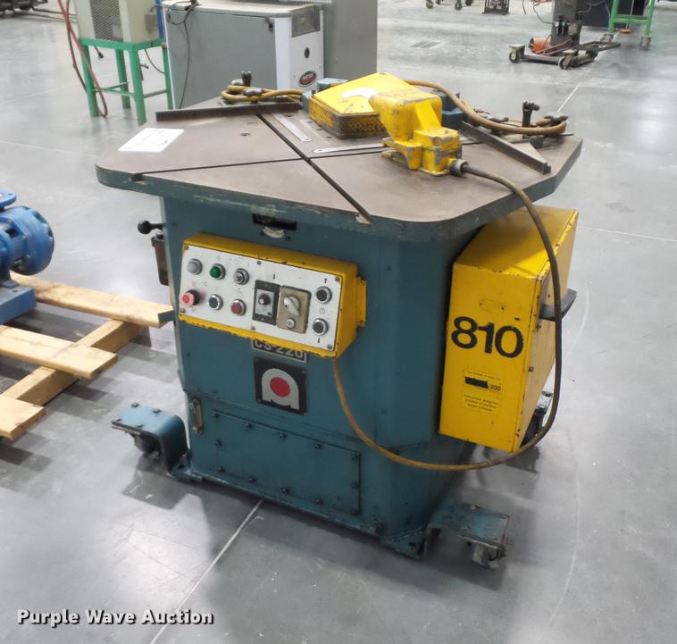 image for item DA0817 Amada CS-220 corner shear