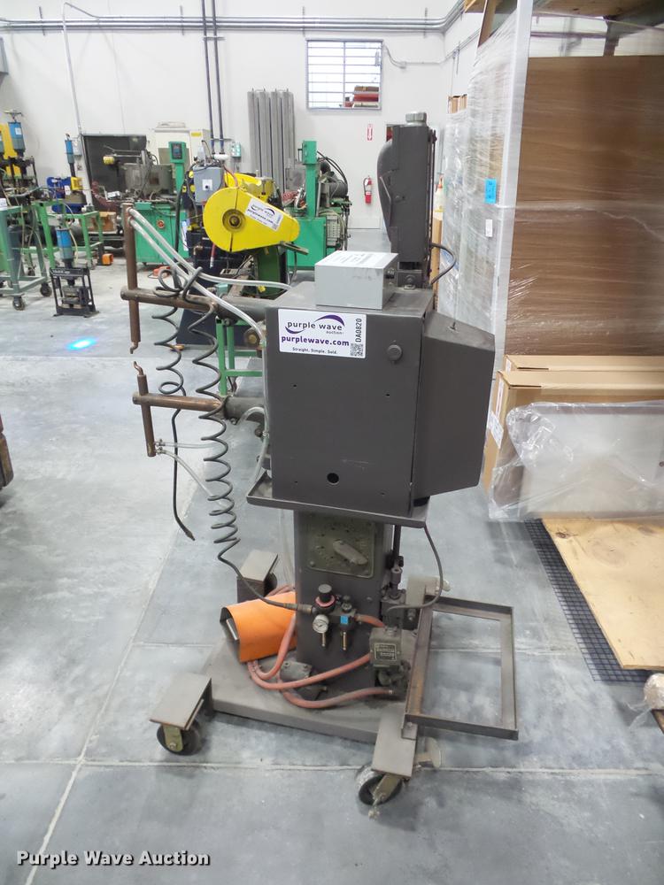 image for item DA0820 Eisler Engineering spot welder