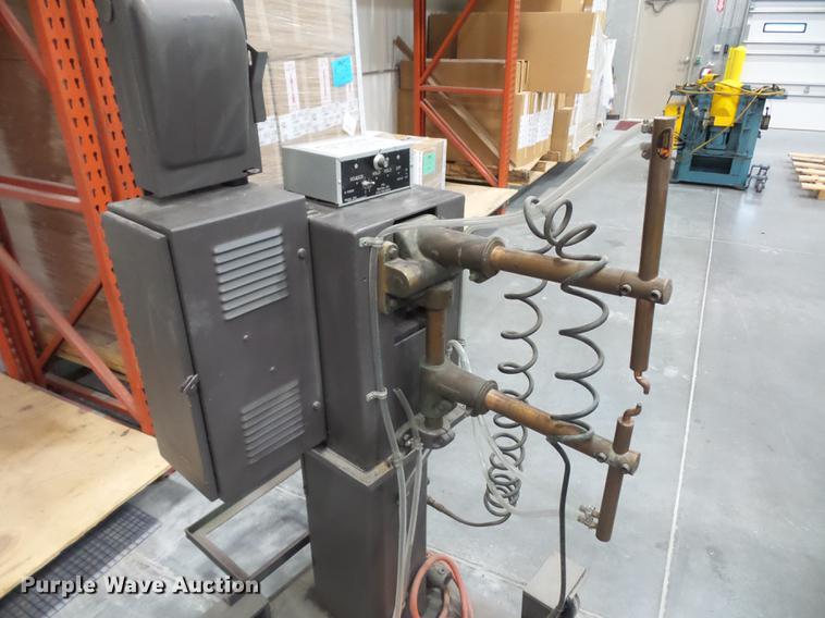 image for item DA0820 Eisler Engineering spot welder