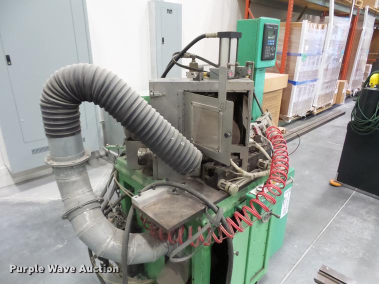 image for item DA0833 Double miter saw