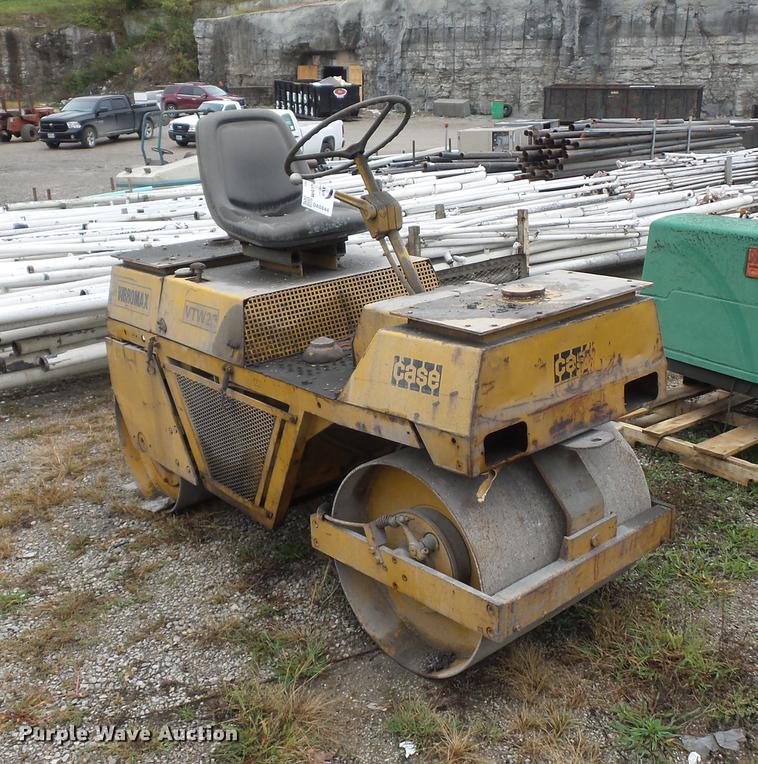 image for item DA0844 Case VTW22 Vibromax double drum roller