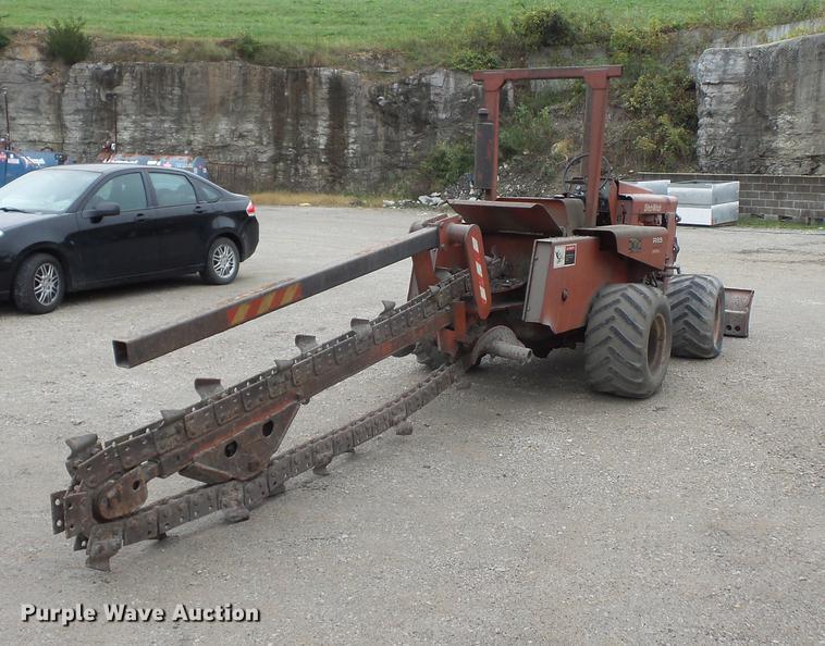 image for item DA0858 Ditch Witch R65 trencher
