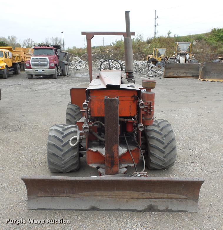 image for item DA0858 Ditch Witch R65 trencher