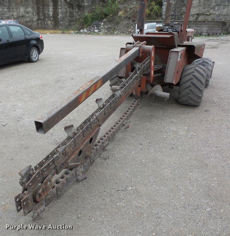 image for item DA0858 Ditch Witch R65 trencher
