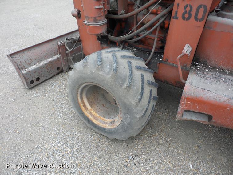 image for item DA0858 Ditch Witch R65 trencher