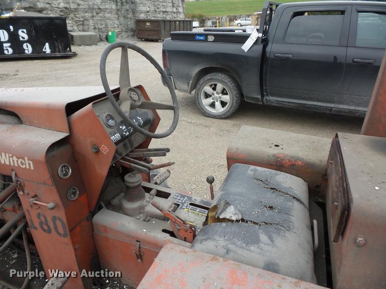 image for item DA0858 Ditch Witch R65 trencher