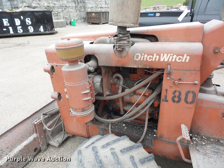 image for item DA0858 Ditch Witch R65 trencher