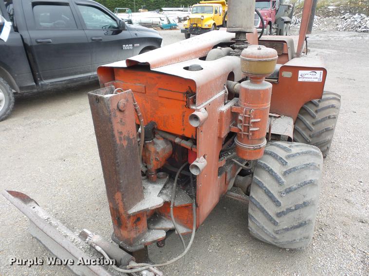 image for item DA0858 Ditch Witch R65 trencher