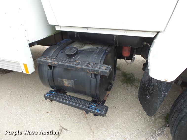 image for item DA0863 1990 Ford LN8000 refrigerated van truck