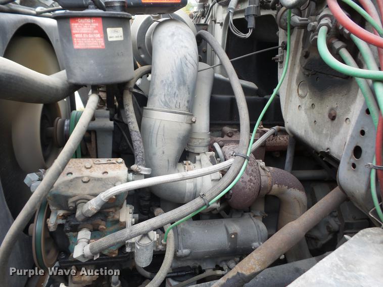 image for item DA0863 1990 Ford LN8000 refrigerated van truck