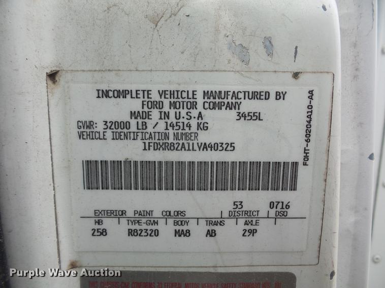 image for item DA0863 1990 Ford LN8000 refrigerated van truck