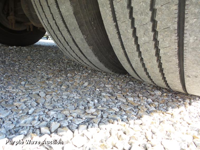 image for item DA0868 2006 Chevrolet C5500 Chateau RV