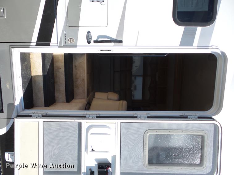 image for item DA0868 2006 Chevrolet C5500 Chateau RV