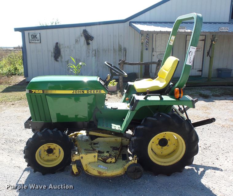image for item DA0871 John Deere 755 tractor