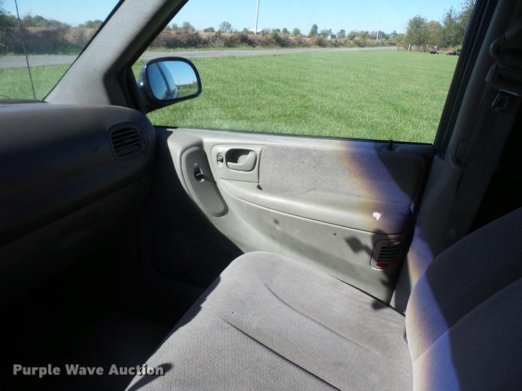 image for item DA0887 2001 Dodge Grand Caravan van