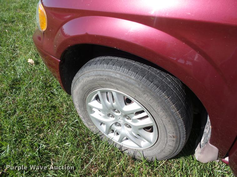 image for item DA0887 2001 Dodge Grand Caravan van