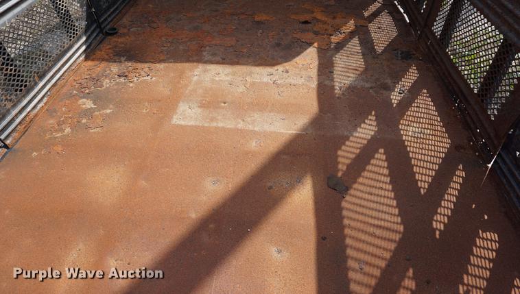 image for item DA1260 12'L x 95"W flatbed