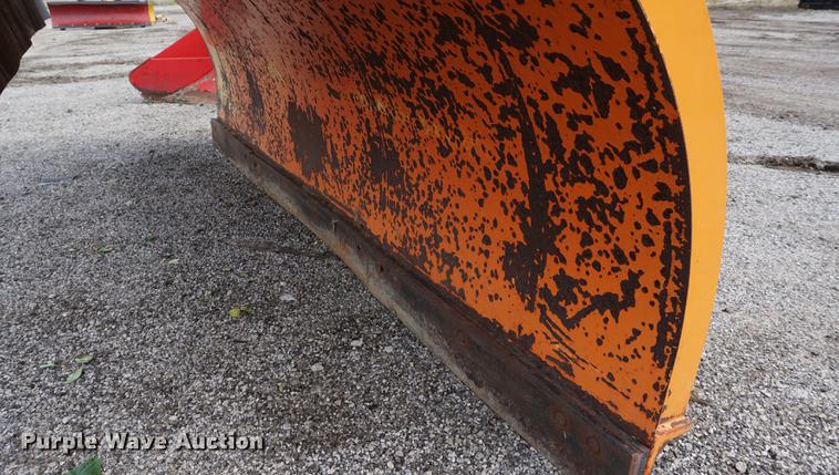 image for item DA1262 Henderson 10X42X15 snow plow