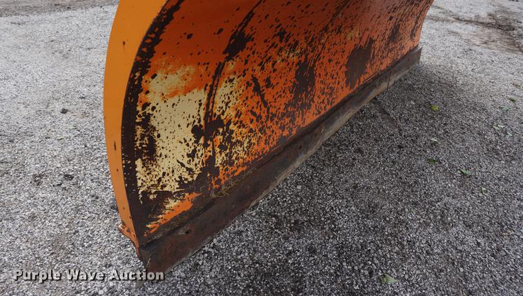 image for item DA1262 Henderson 10X42X15 snow plow
