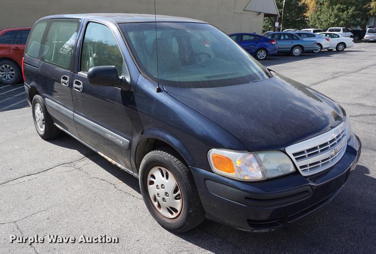 image for item DA1318 2002 Chevrolet Venture van