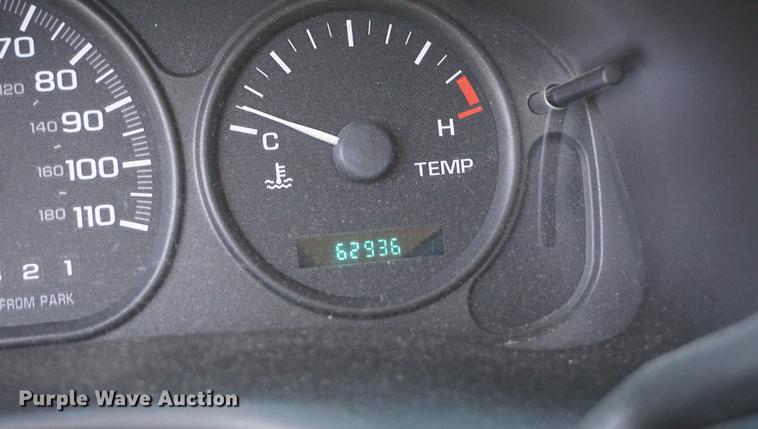 image for item DA1318 2002 Chevrolet Venture van