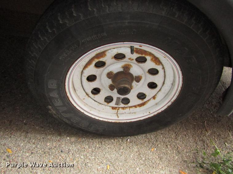 image for item DA3213 1996 Pace American L816TA2 enclosed cargo trailer