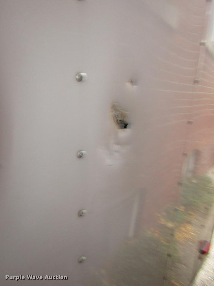 image for item DA3213 1996 Pace American L816TA2 enclosed cargo trailer