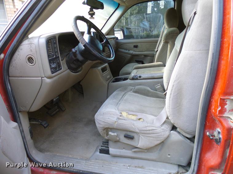 image for item DA6959 2001 Chevrolet Silverado 2500HD Crew Cab pickup truck