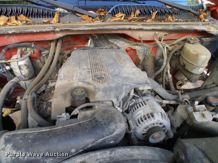 image for item DA6959 2001 Chevrolet Silverado 2500HD Crew Cab pickup truck