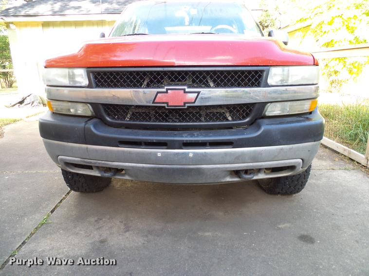 image for item DA6959 2001 Chevrolet Silverado 2500HD Crew Cab pickup truck