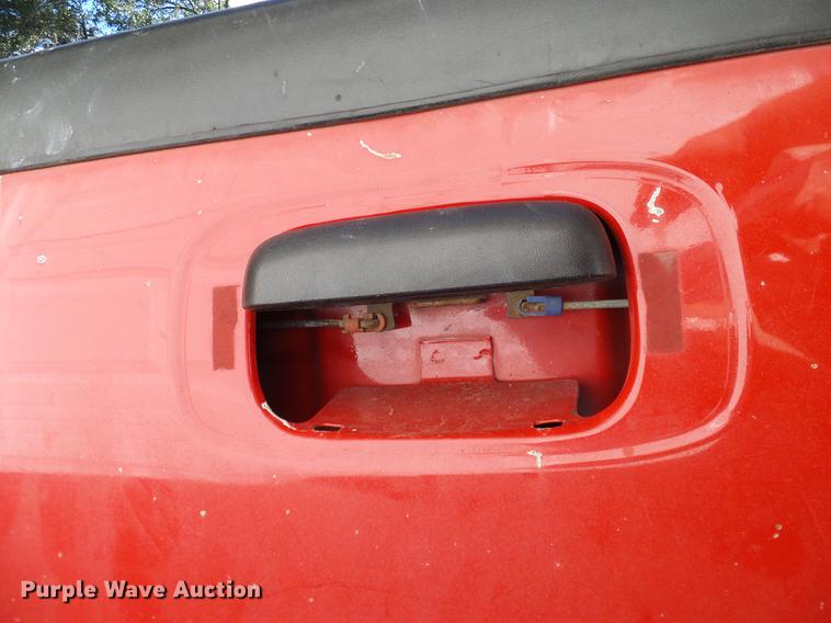 image for item DA6959 2001 Chevrolet Silverado 2500HD Crew Cab pickup truck