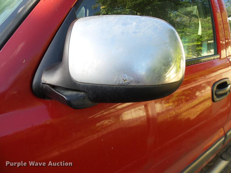 image for item DA6959 2001 Chevrolet Silverado 2500HD Crew Cab pickup truck