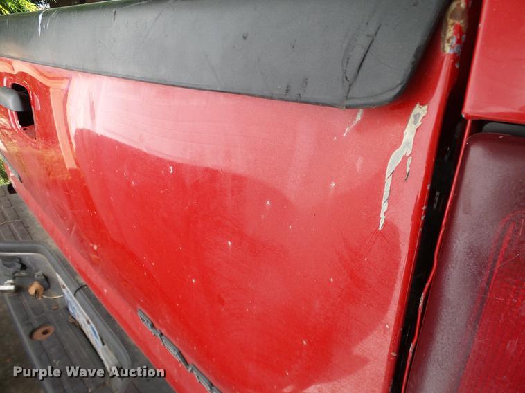 image for item DA6959 2001 Chevrolet Silverado 2500HD Crew Cab pickup truck