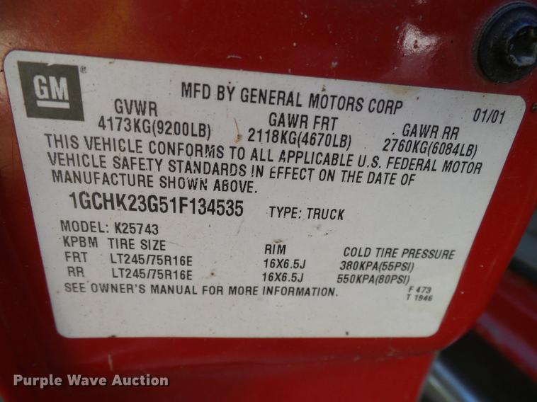 image for item DA6959 2001 Chevrolet Silverado 2500HD Crew Cab pickup truck