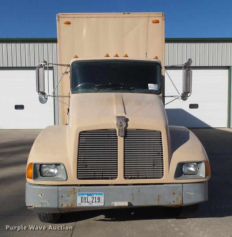 image for item DA7006 1997 Kenworth T300 box truck