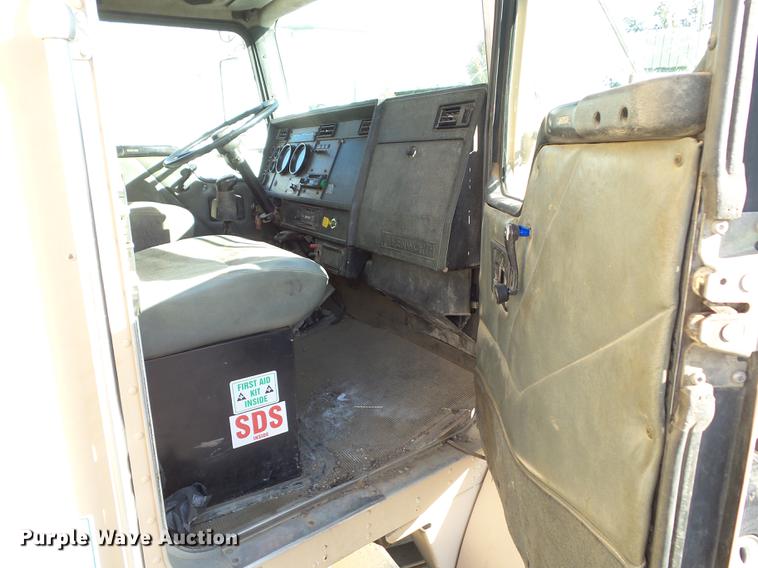 image for item DA7006 1997 Kenworth T300 box truck