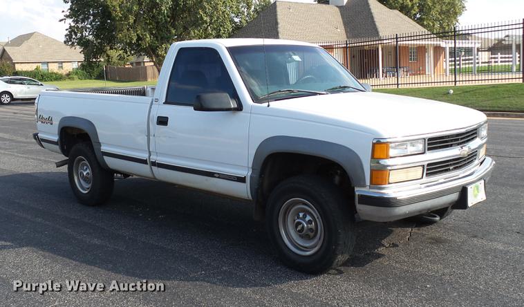 image for item DB4209 1998 Chevrolet Silverado 3500 pickup truck