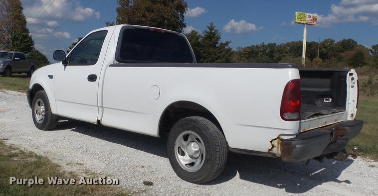 image for item DB6393 2001 Ford F150 XL pickup truck
