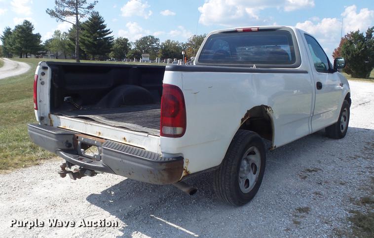image for item DB6393 2001 Ford F150 XL pickup truck