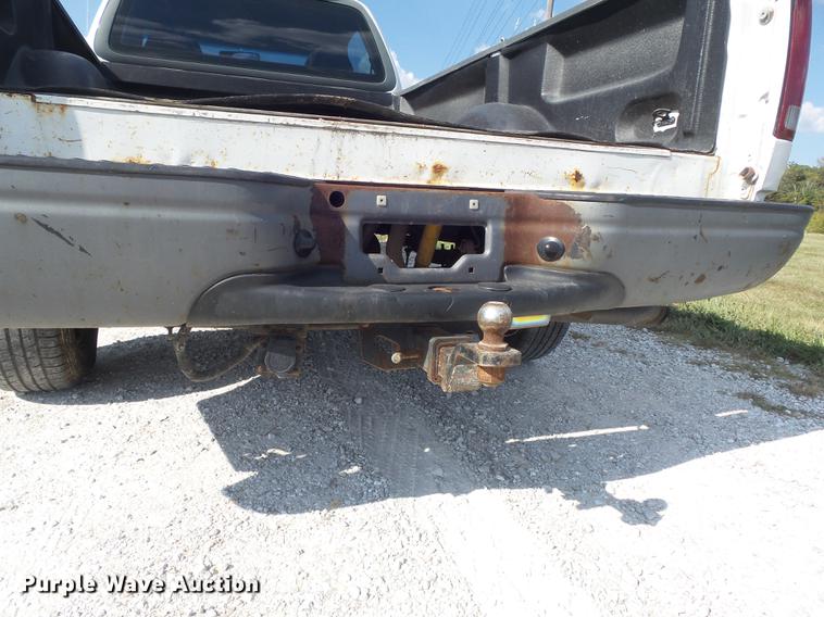 image for item DB6393 2001 Ford F150 XL pickup truck