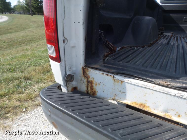 image for item DB6393 2001 Ford F150 XL pickup truck