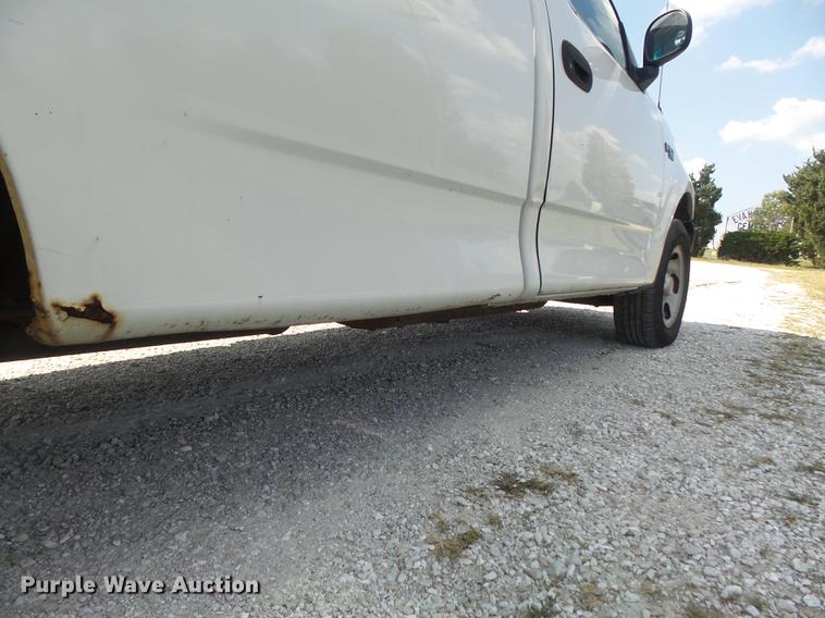 image for item DB6393 2001 Ford F150 XL pickup truck