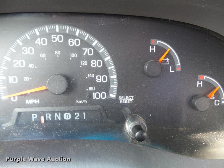 image for item DB6393 2001 Ford F150 XL pickup truck