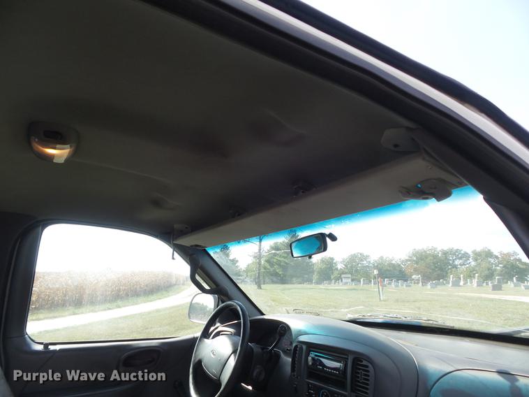 image for item DB6393 2001 Ford F150 XL pickup truck